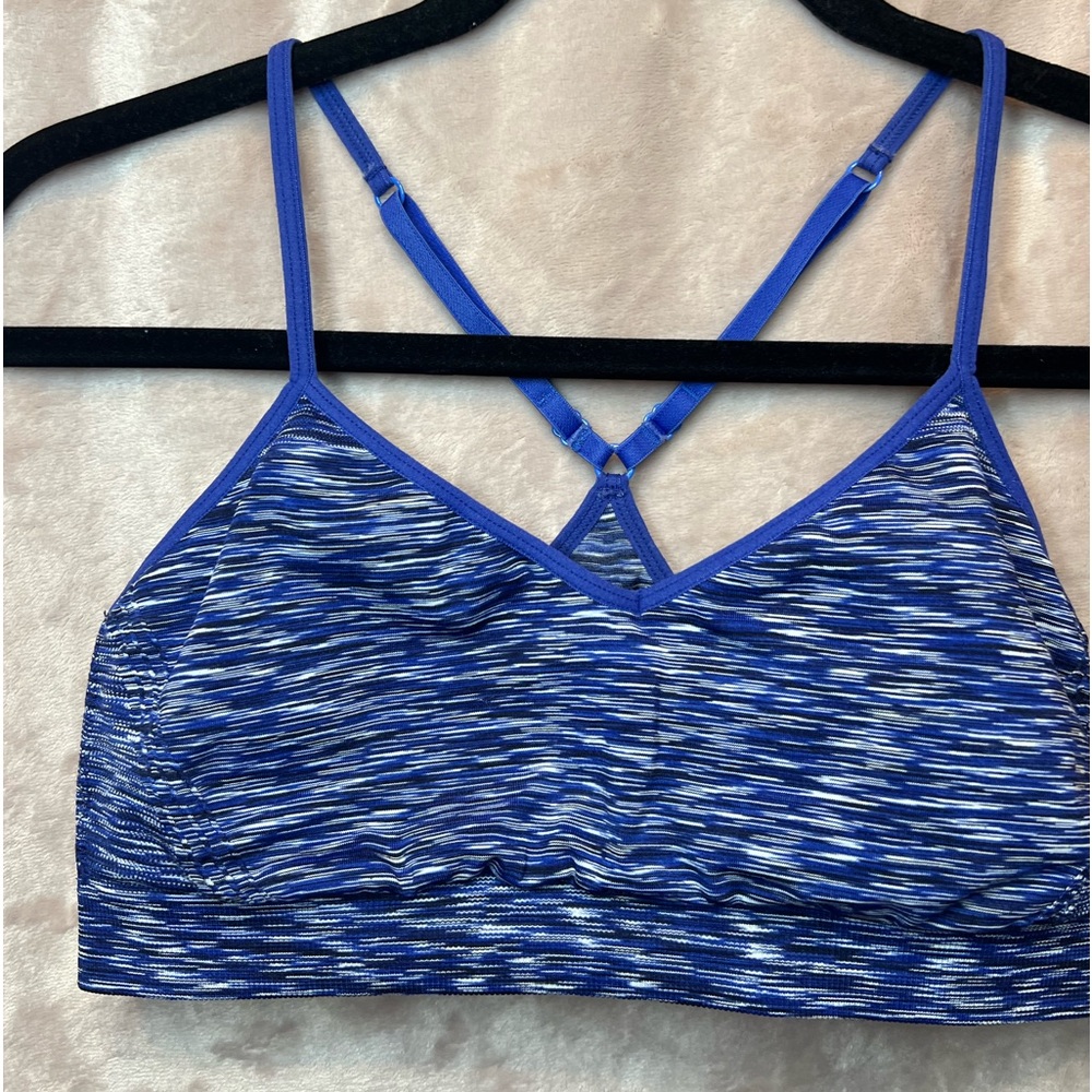 Victoria’s Secret Pink Seamless Racerback Sports Bra